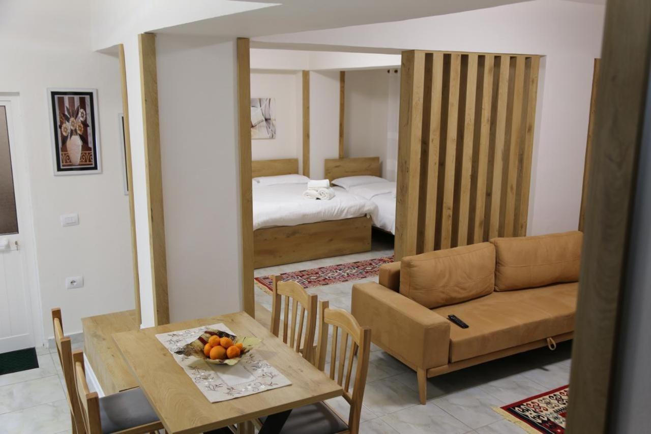 Modern Marvel Apartment Krujë Exterior foto