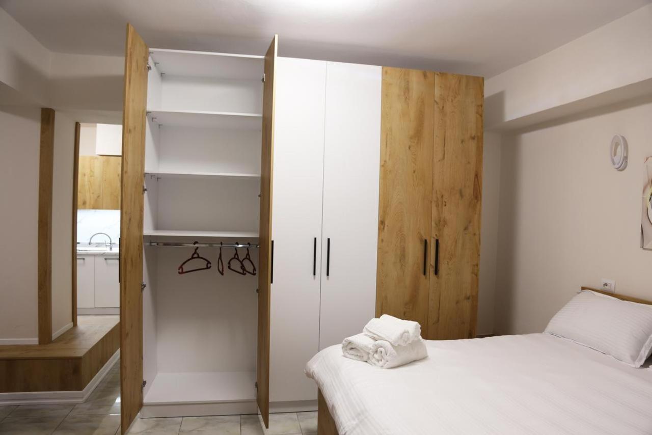 Modern Marvel Apartment Krujë Exterior foto