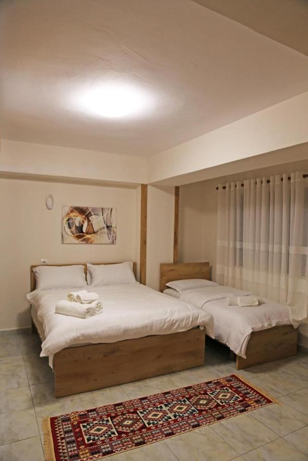 Modern Marvel Apartment Krujë Exterior foto